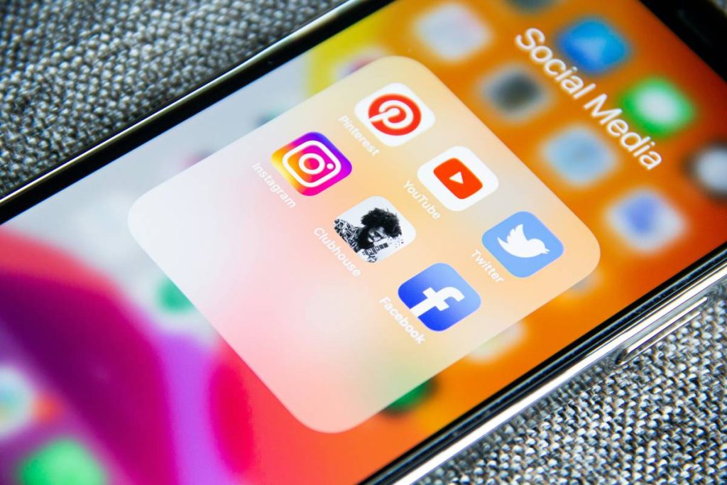Social Media Cross-Promotion: 7 Proven Tips to Avoid Costly Mistakes